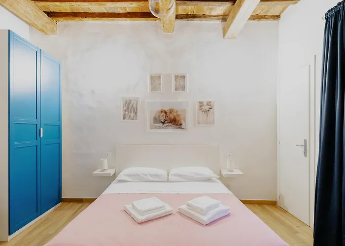 Apartament David's Steps From Accademia Gallery *