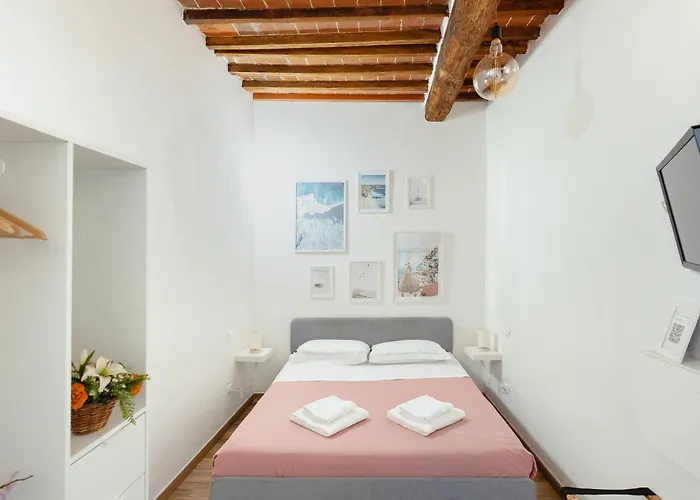 David's Steps From Accademia Gallery Apartament