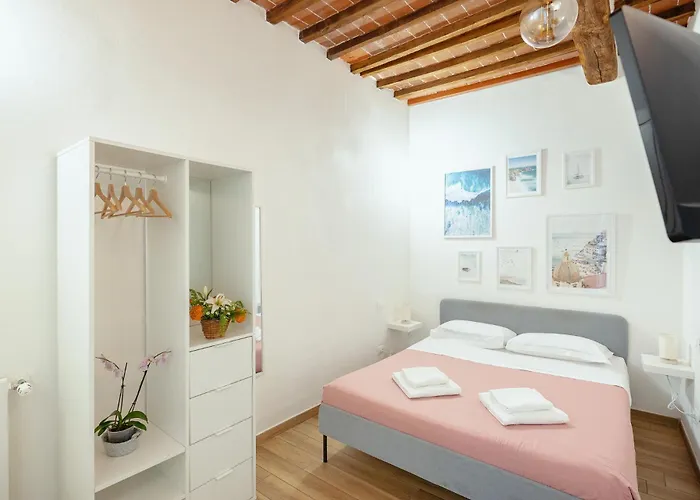 David's Steps From Accademia Gallery Apartament *