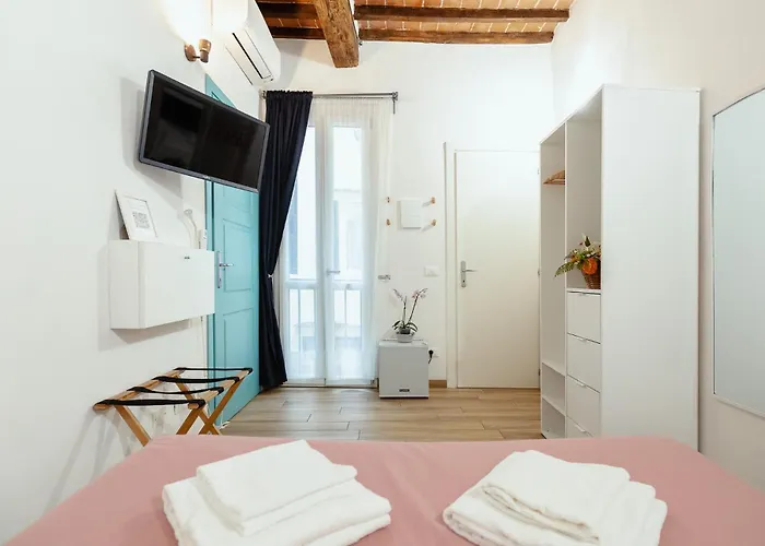 David's Steps From Accademia Gallery Apartament *